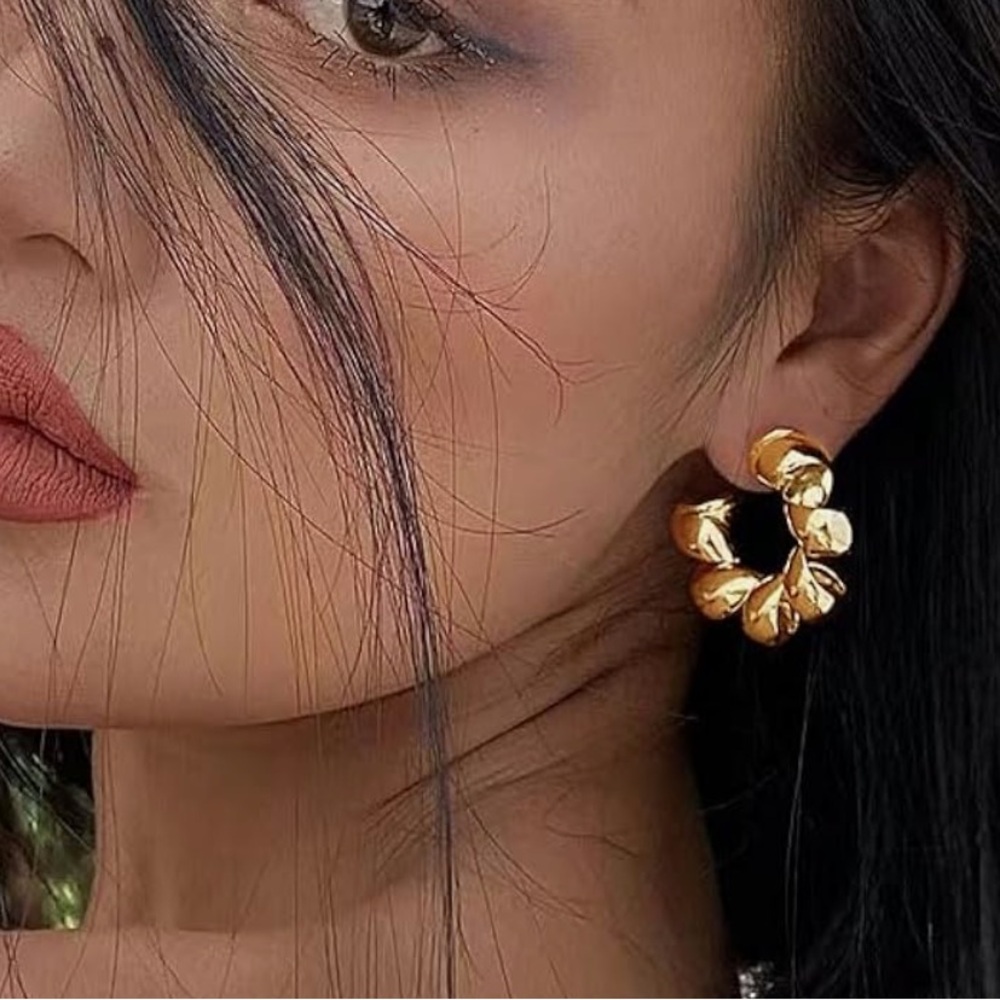 NEW 14K Gold Plated Trendy Gold Open Hoop Earrings - Picture 3 of 6